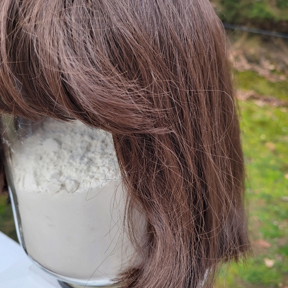 Vintage 100% Dynel Synthetic Chestnut Brown Wig - Picture 5 of 7